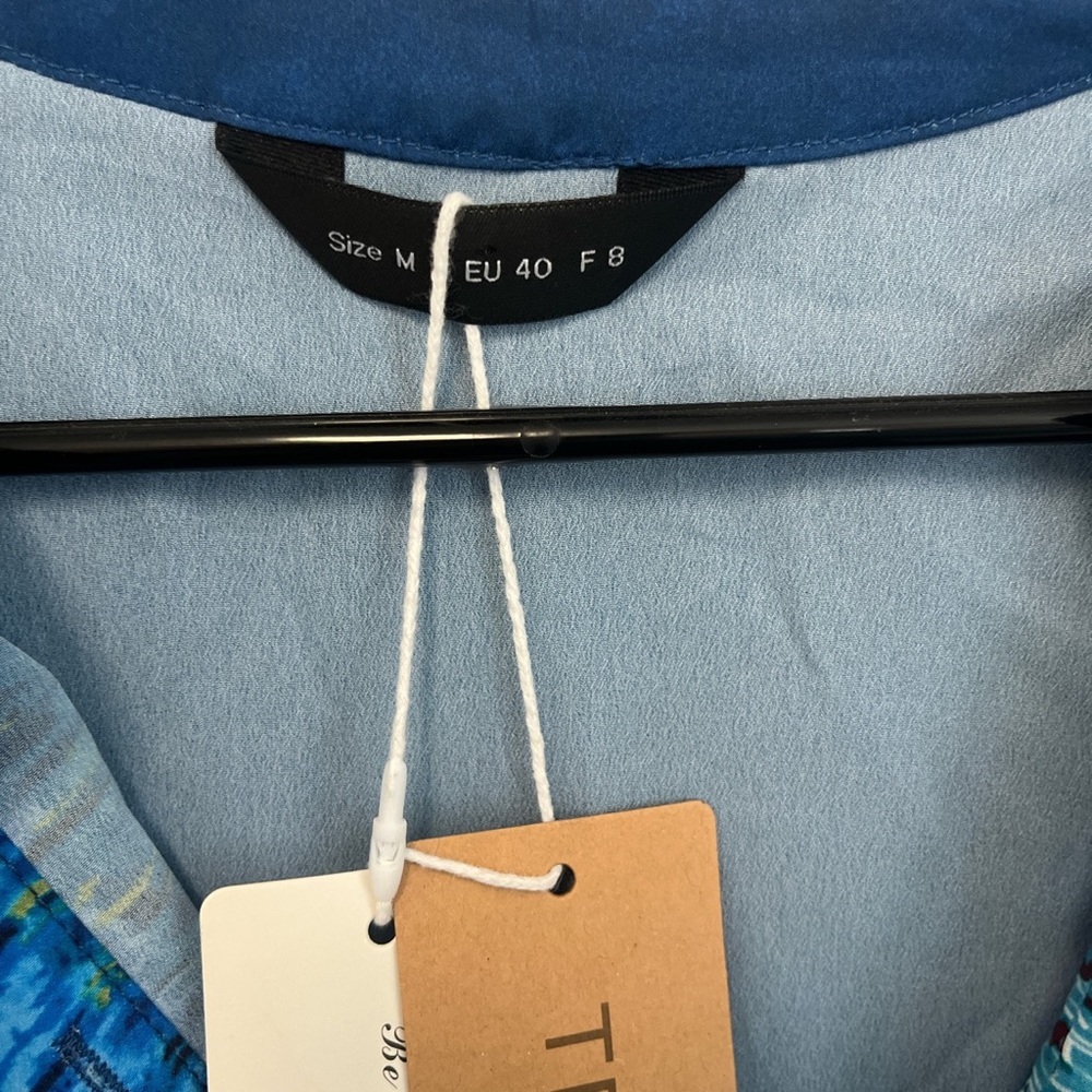 Tendency button down blouse - Picture 2 of 5